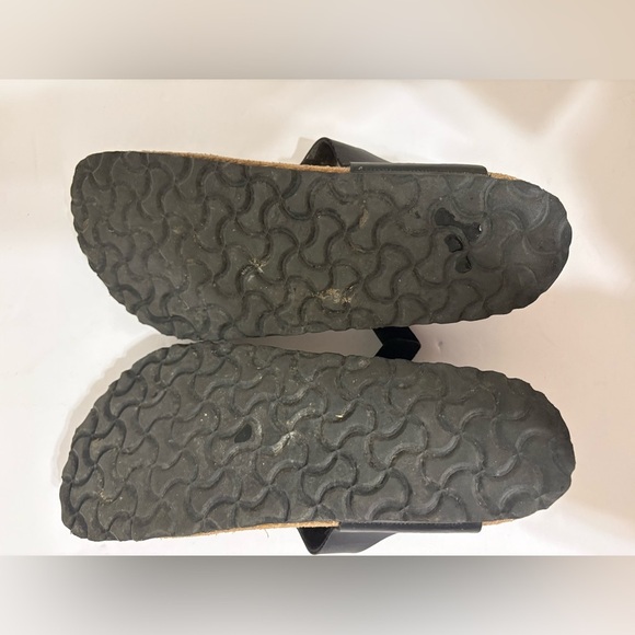 Birkenstock Gizeh black thong sandals size 40/9 - Picture 8 of 10